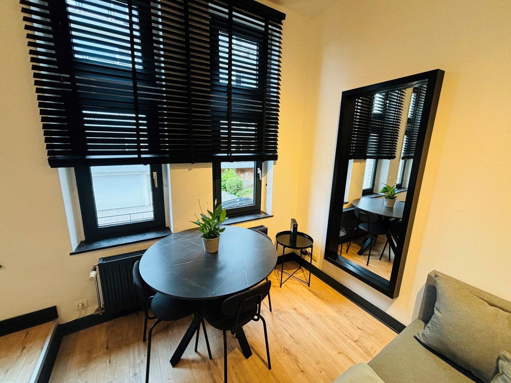Appartement Cosy Liege Station Exteriör bild